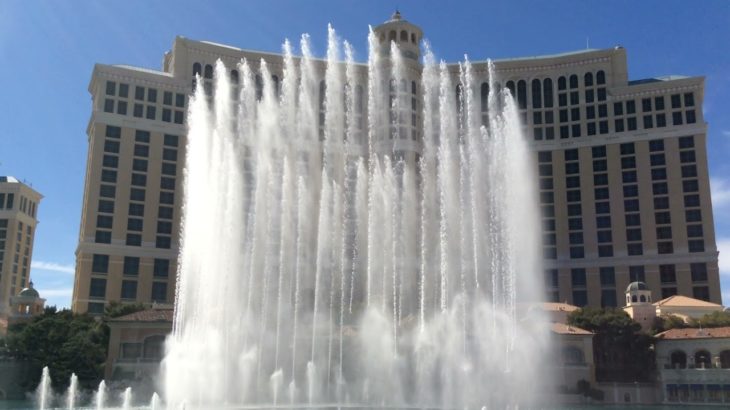 ラスベガス　ベラッジオ　噴水ショー　昼間 (Las Vegas Bellagio Water Show Day)