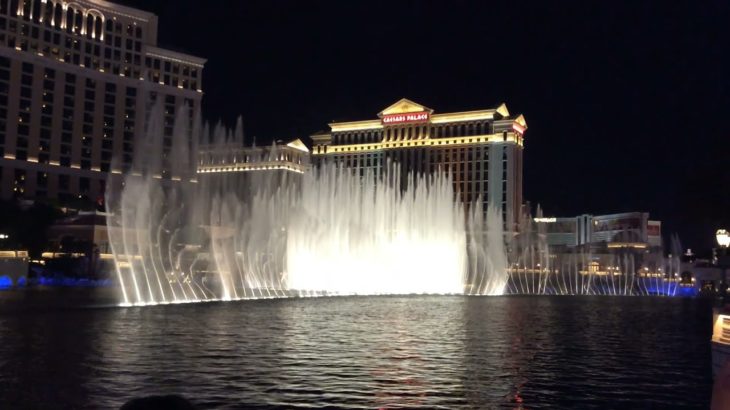 ラスベガス　ベラッジオ　噴水ショー　夜（Las Vegas Bellagio Water Show Night）
